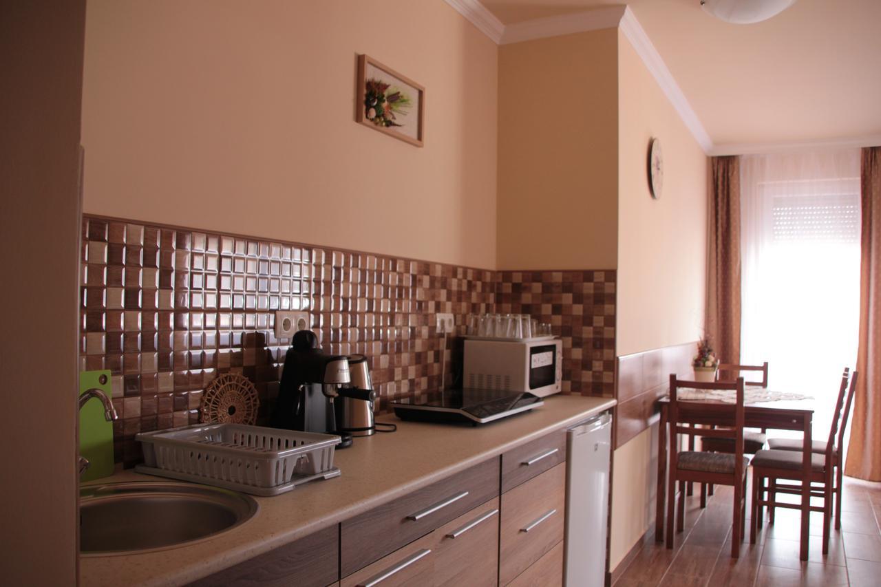Imola Es Andrea Apartmanhaz 2 Hajdúszoboszló Exterior foto