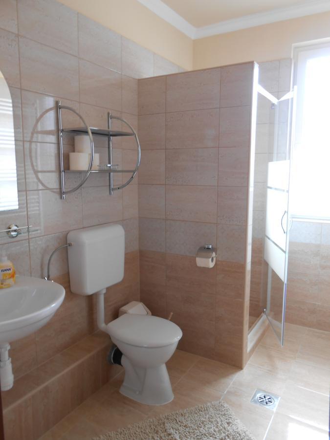 Imola Es Andrea Apartmanhaz 2 Hajdúszoboszló Exterior foto