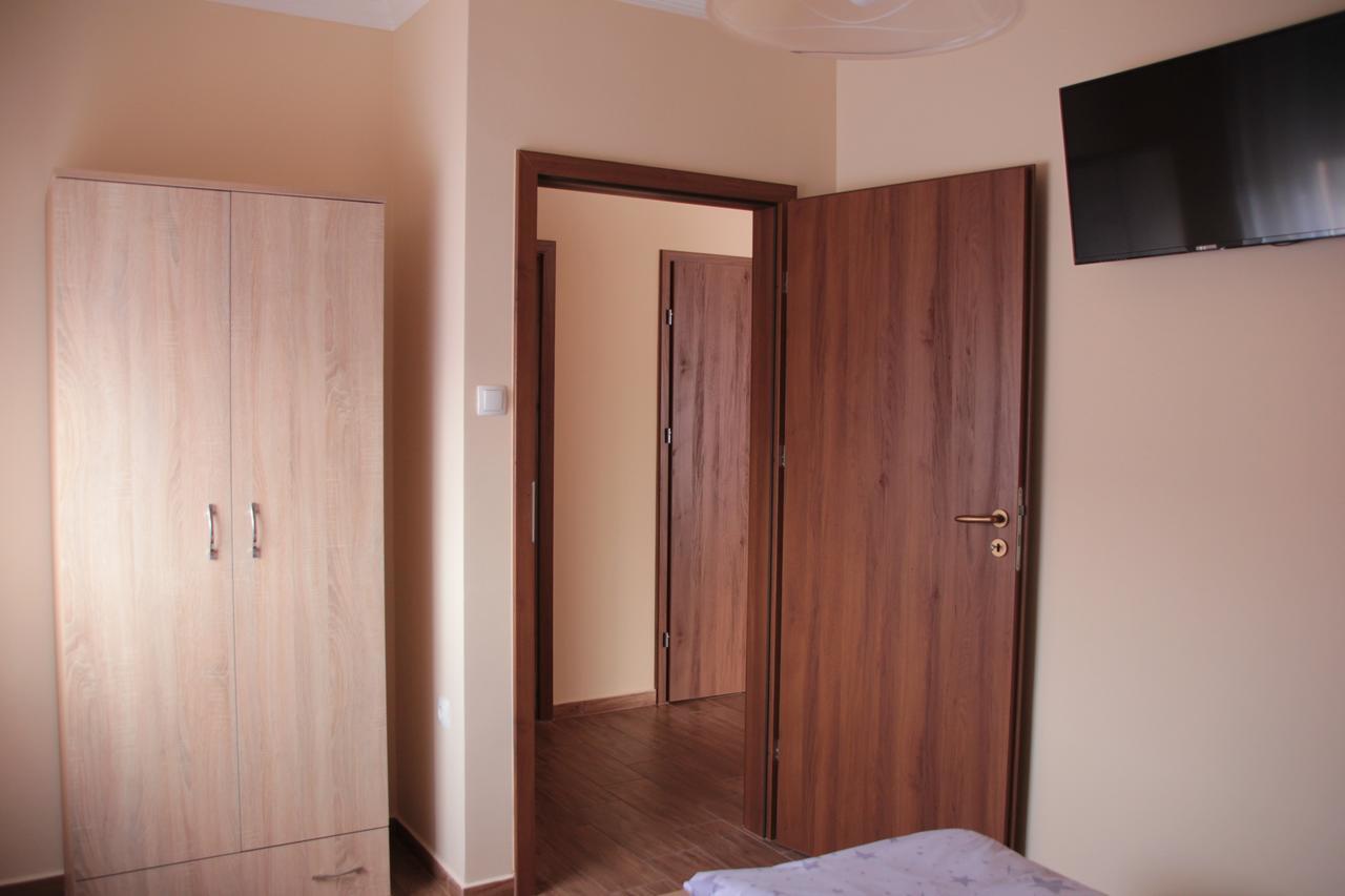Imola Es Andrea Apartmanhaz 2 Hajdúszoboszló Exterior foto