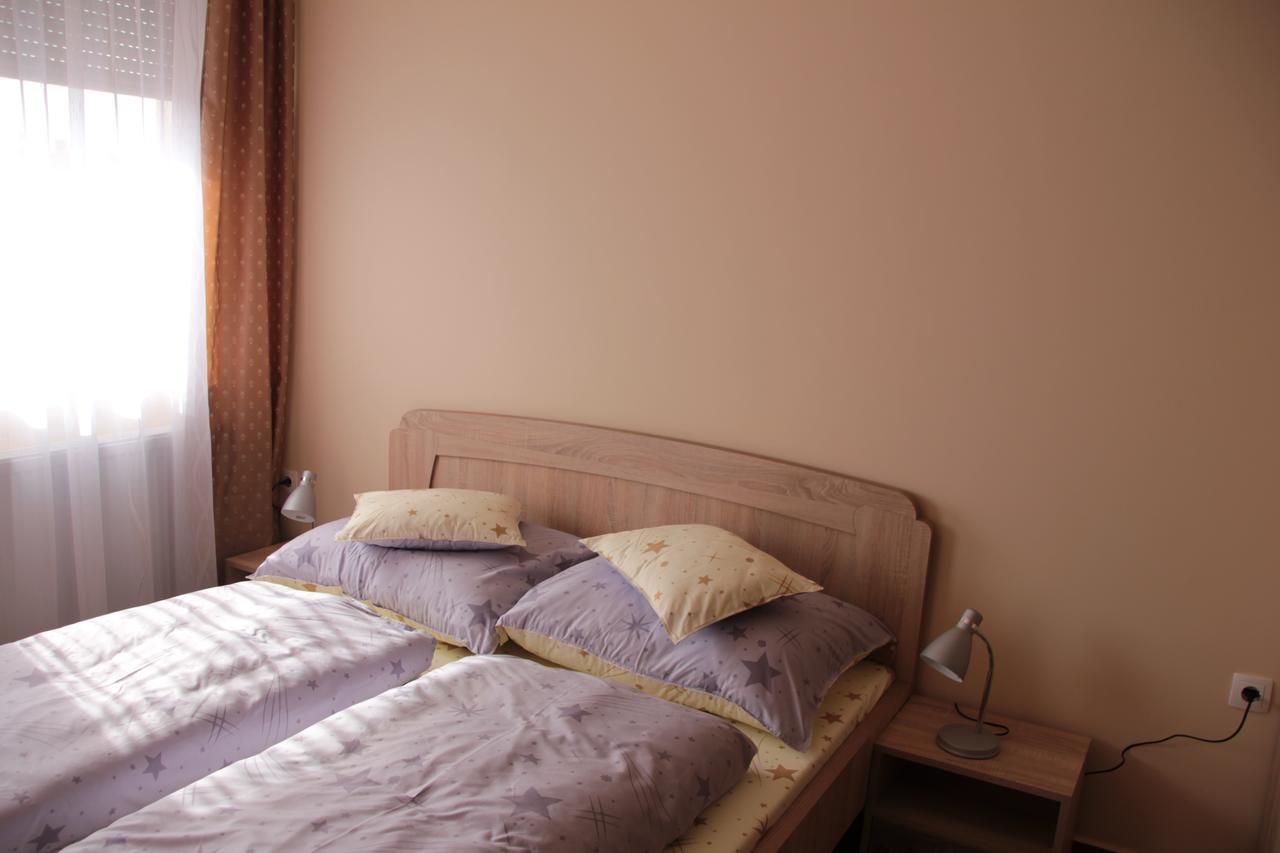 Imola Es Andrea Apartmanhaz 2 Hajdúszoboszló Exterior foto