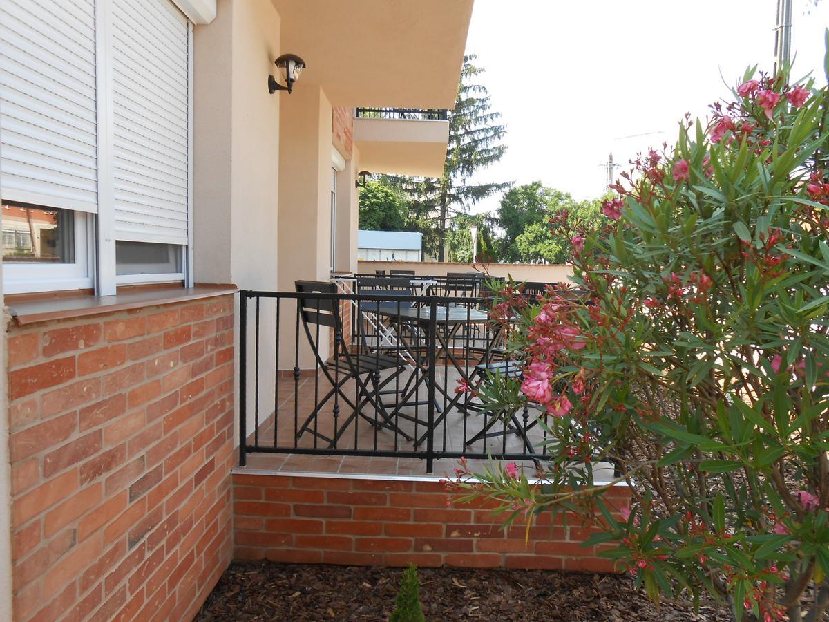 Imola Es Andrea Apartmanhaz 2 Hajdúszoboszló Exterior foto